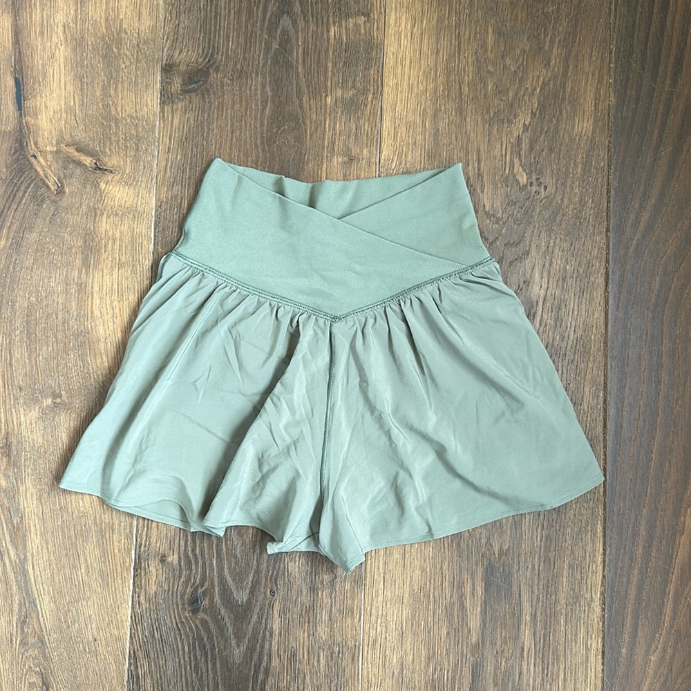 OFFLINE By Aerie Real Me Crossover Flowy Short